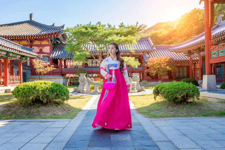 Mengenal Pakaian Budaya Hanbok Tradisional Korea